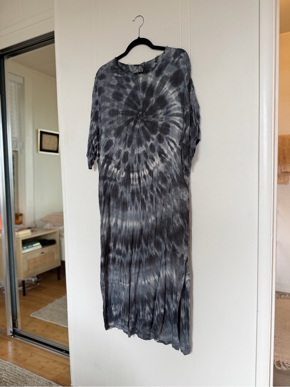 RAQUEL ALLEGRA Tie-Dye Tee Shirt Dress - Gray Spiral
